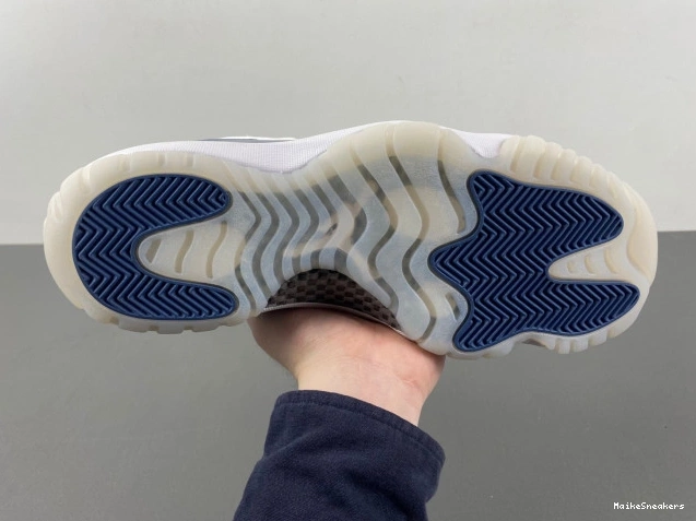 MaikeSneakers Midnight Navy 11 Low FV5104-104 (2024) Retro Jordan 0726